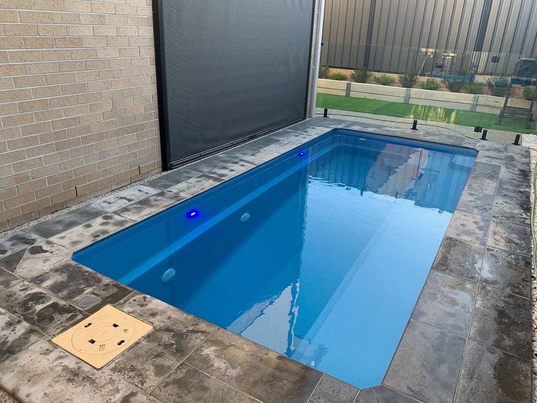 La Trobe 9M Fibreglass Pool | Swimming Pools Direct